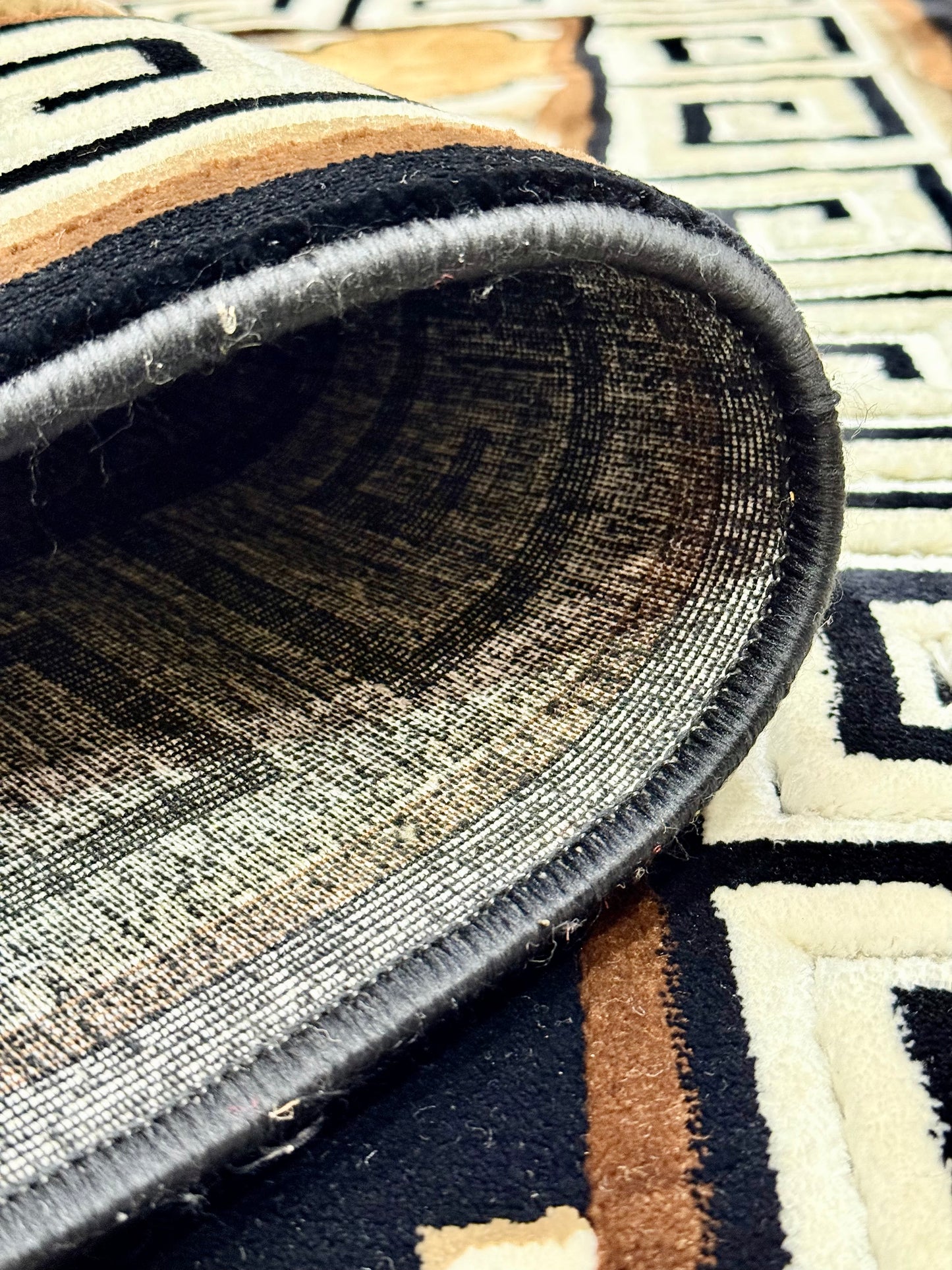 Elegant Chenille Rug with Moroccan Trellis Design – Black, Gold, and Beige 100x150cm & 125x170cm