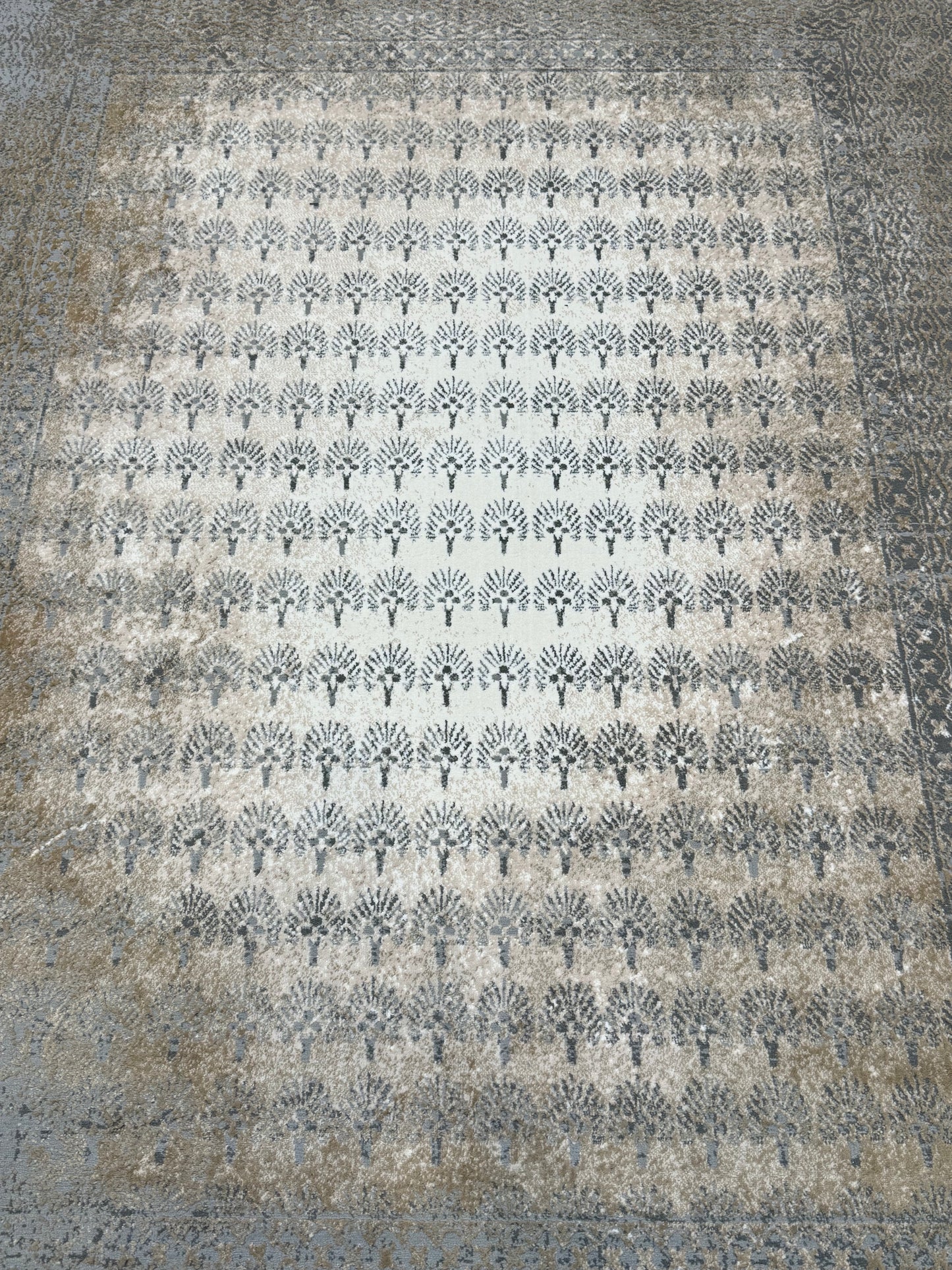 Faded Palm Leaf Rug - LGrey/ Off-White/LBeige - Size 150x220 cm (4.10x7.3)ft