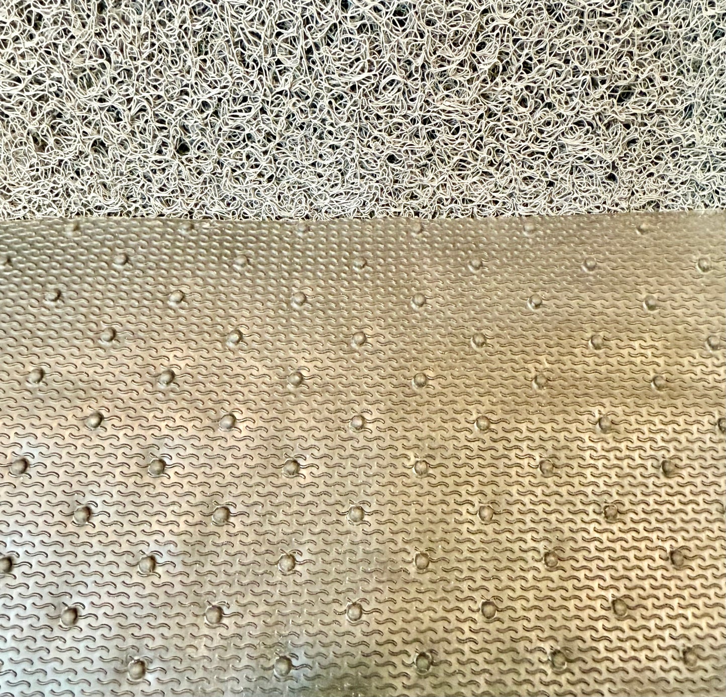Heavy-Duty Robust Rubber Flooring Roll Width 4 ft