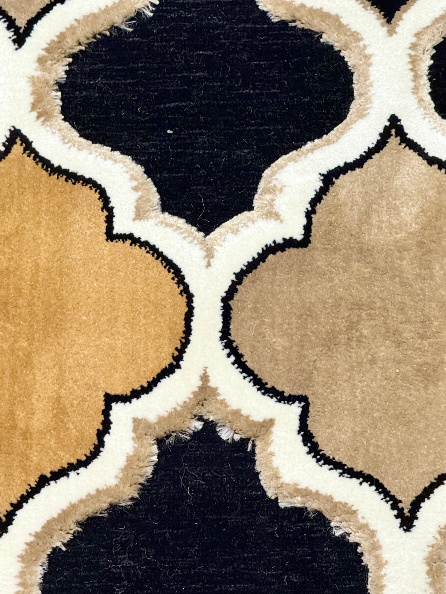 Elegant Chenille Rug with Moroccan Trellis Design – Black, Gold, and Beige 100x150cm & 125x170cm