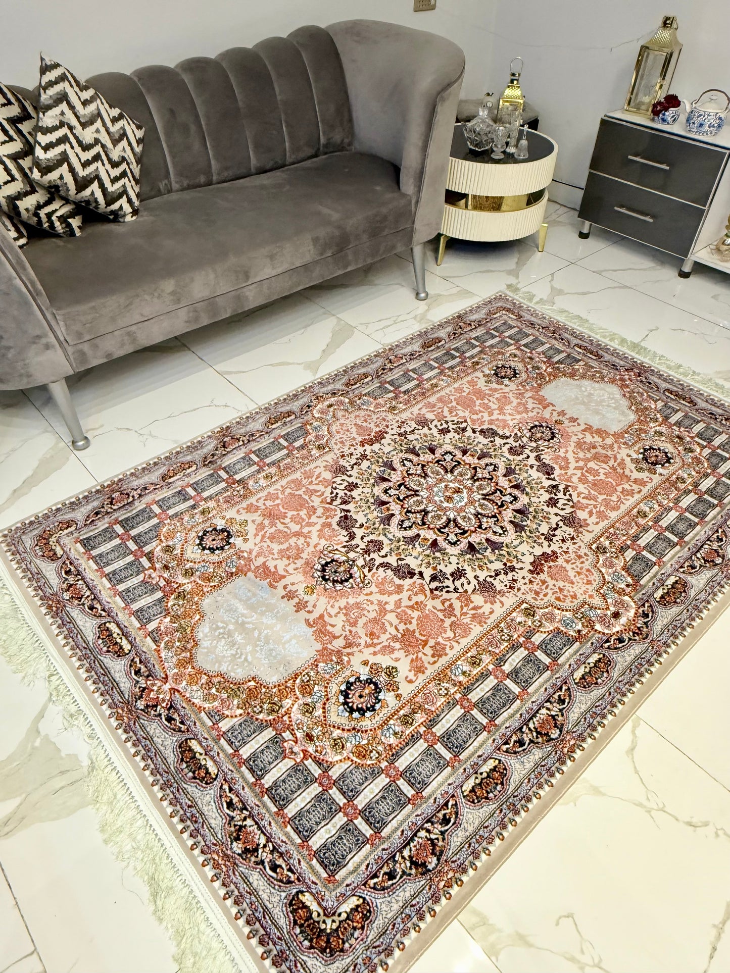 Peach Floral Medallion Persian Traditional Rug – 150x220cm (5x8 ft)