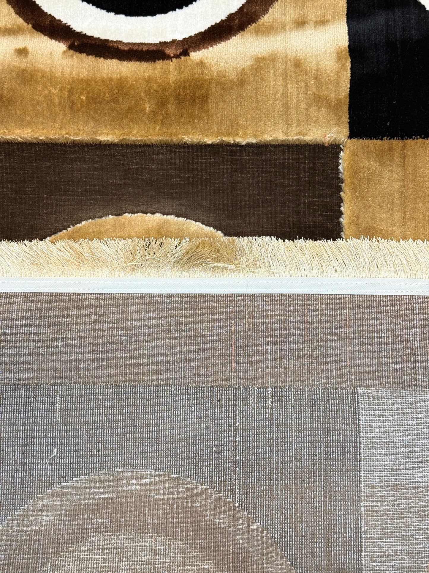 Modern Geometric Circle Pattern Rug – Brown and Beige with Fringe Trim