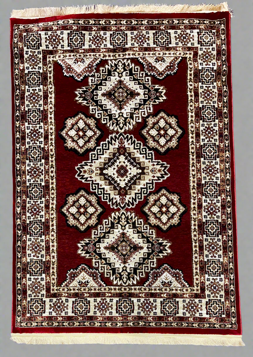 Rug - 120x170cm (3.11x5.7)ft - Stylish and Versatile Carpet for Home Decor