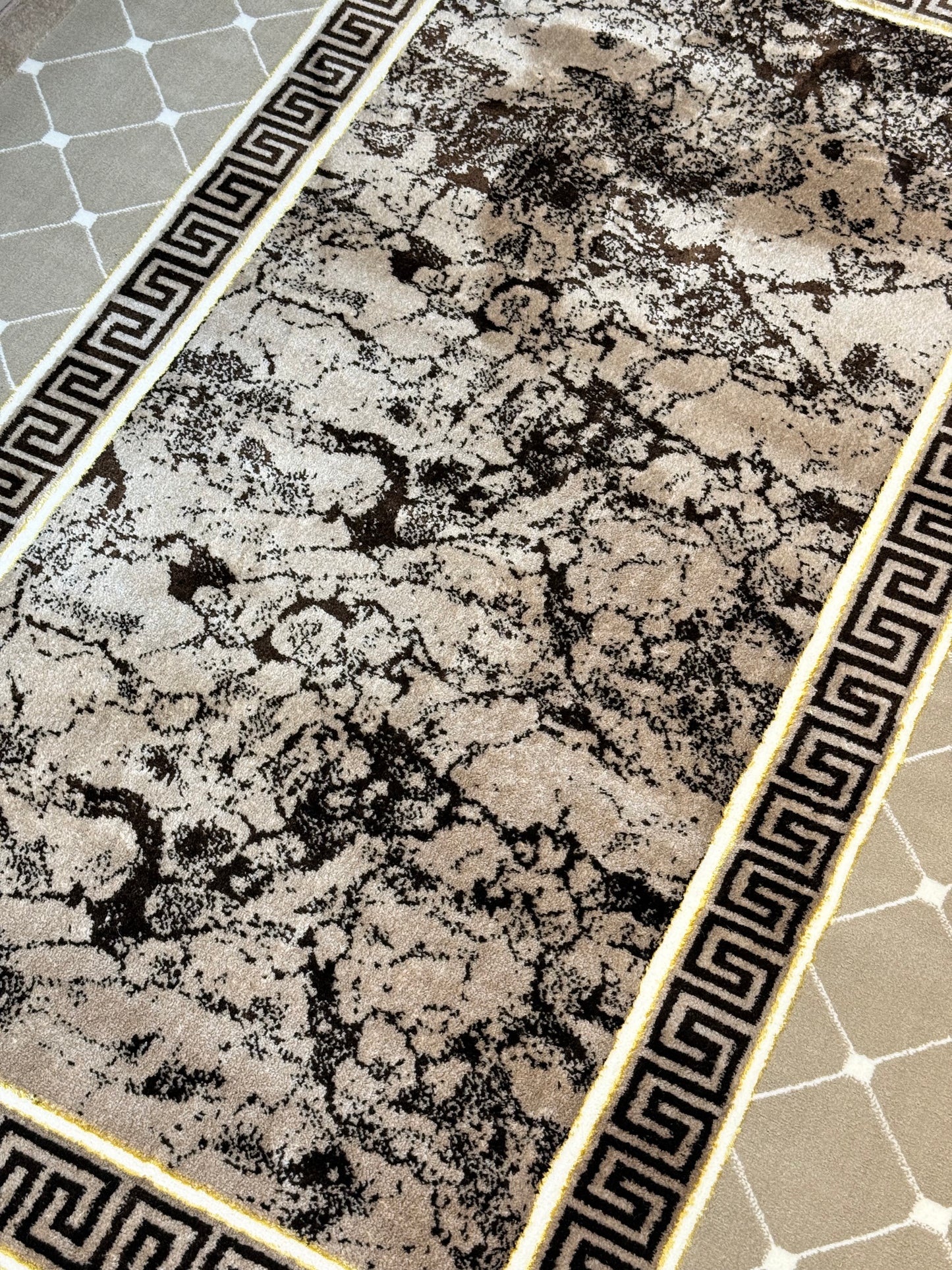 Modern Abstract Greek Key Border Area Rug | Beige & Grey | Size (5x7.3) ft