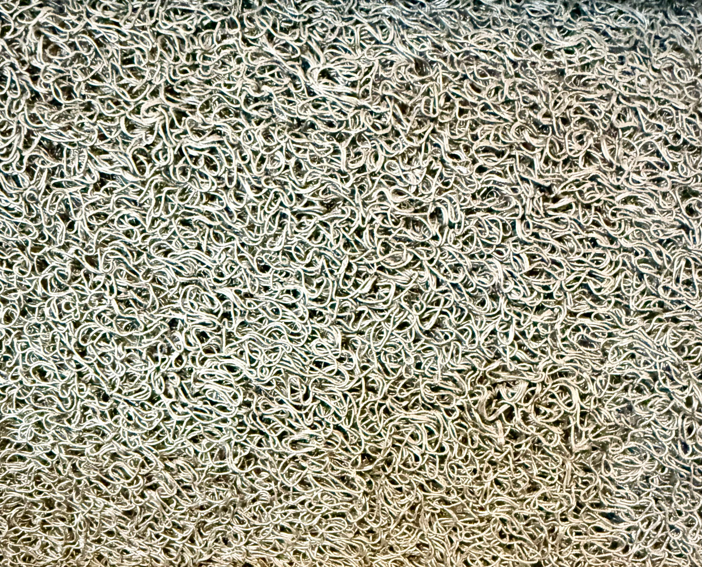 Heavy-Duty Robust Rubber Flooring Roll Width 4 ft