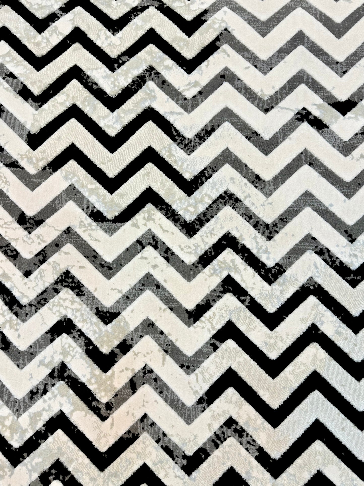 Chevron Rug - Black, Gray, White Zigzag Pattern Size (100x150 cm) 3.28x4.92 ft