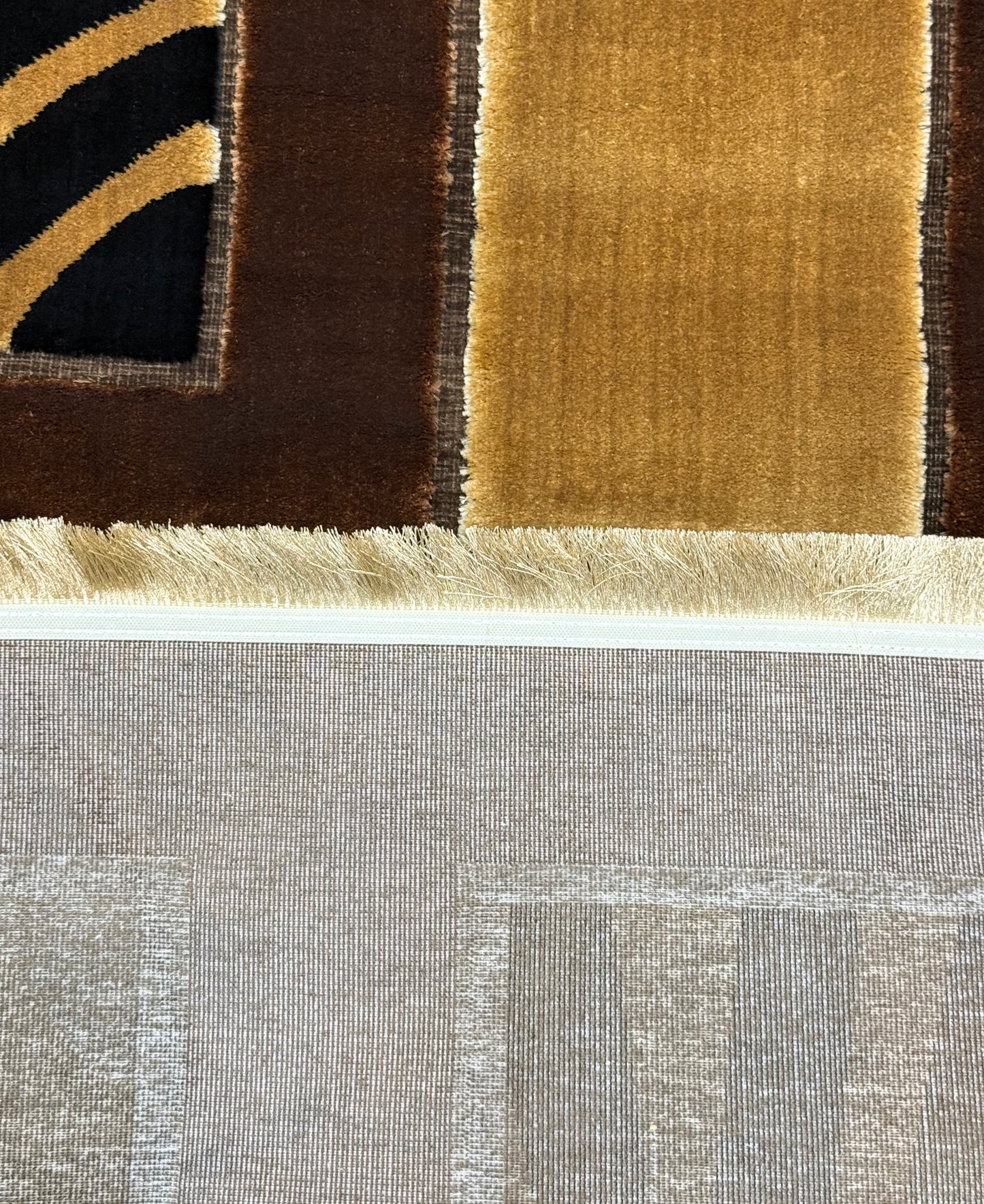Luxury Brown Chenille Area Rug - Geometric Design