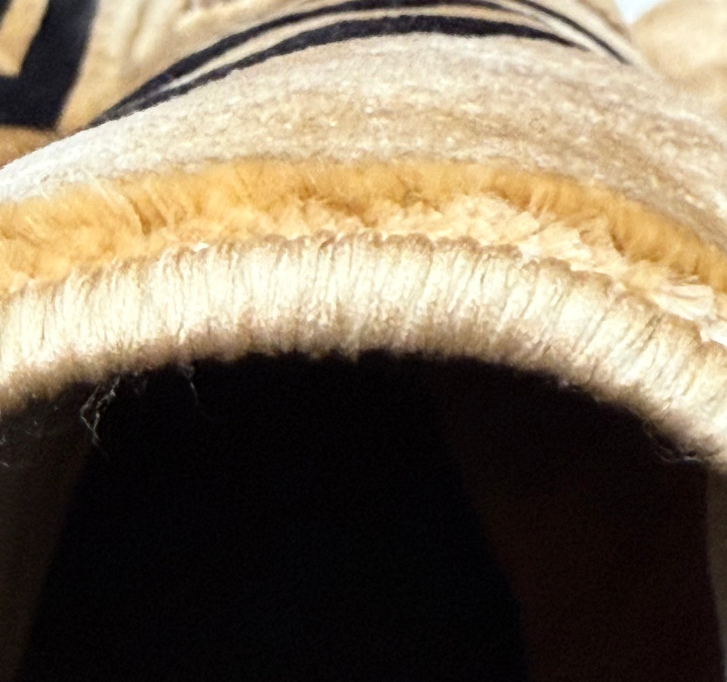 Elegant Dark Beige Chenille Rug – Geometric Diamond Design, 150x220cm (4.11x7.3)ft