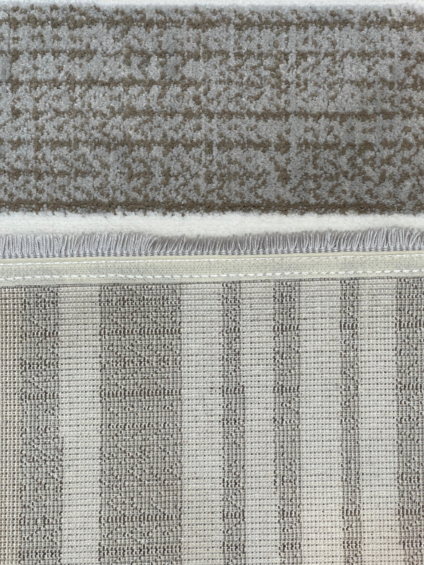 Modern Grey Rug with Lines – 156x230cm (5.1x7.7)feet