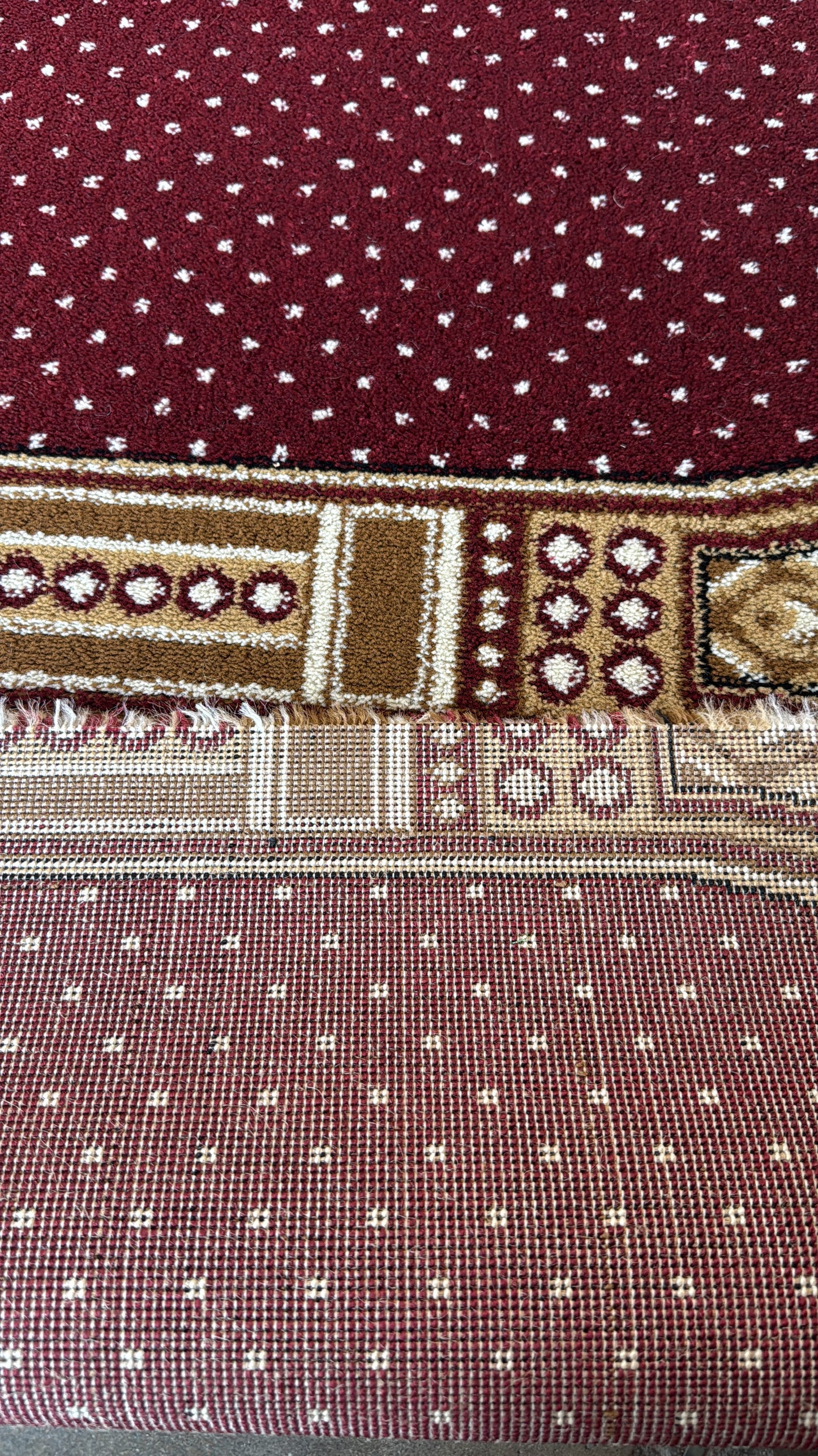 Prayer Mats/Suff Size 2x4 ft Masjid-Style Prayer Carpet (Jaynamaz) – Red & Gold