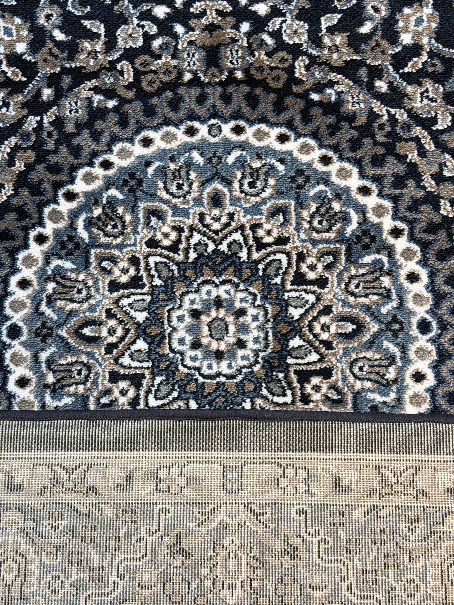 Traditional Persian Style Area Rug | Dark Blue Grey and Beige Colours | Size 5x7.3 ft