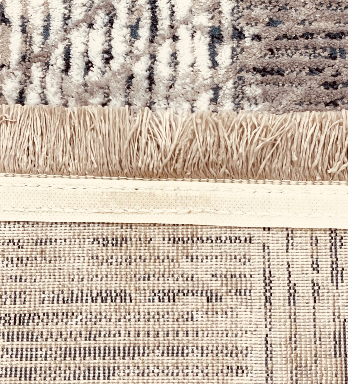 Glacial Flow Rug - 160x230cm (5.3x7.7)feet