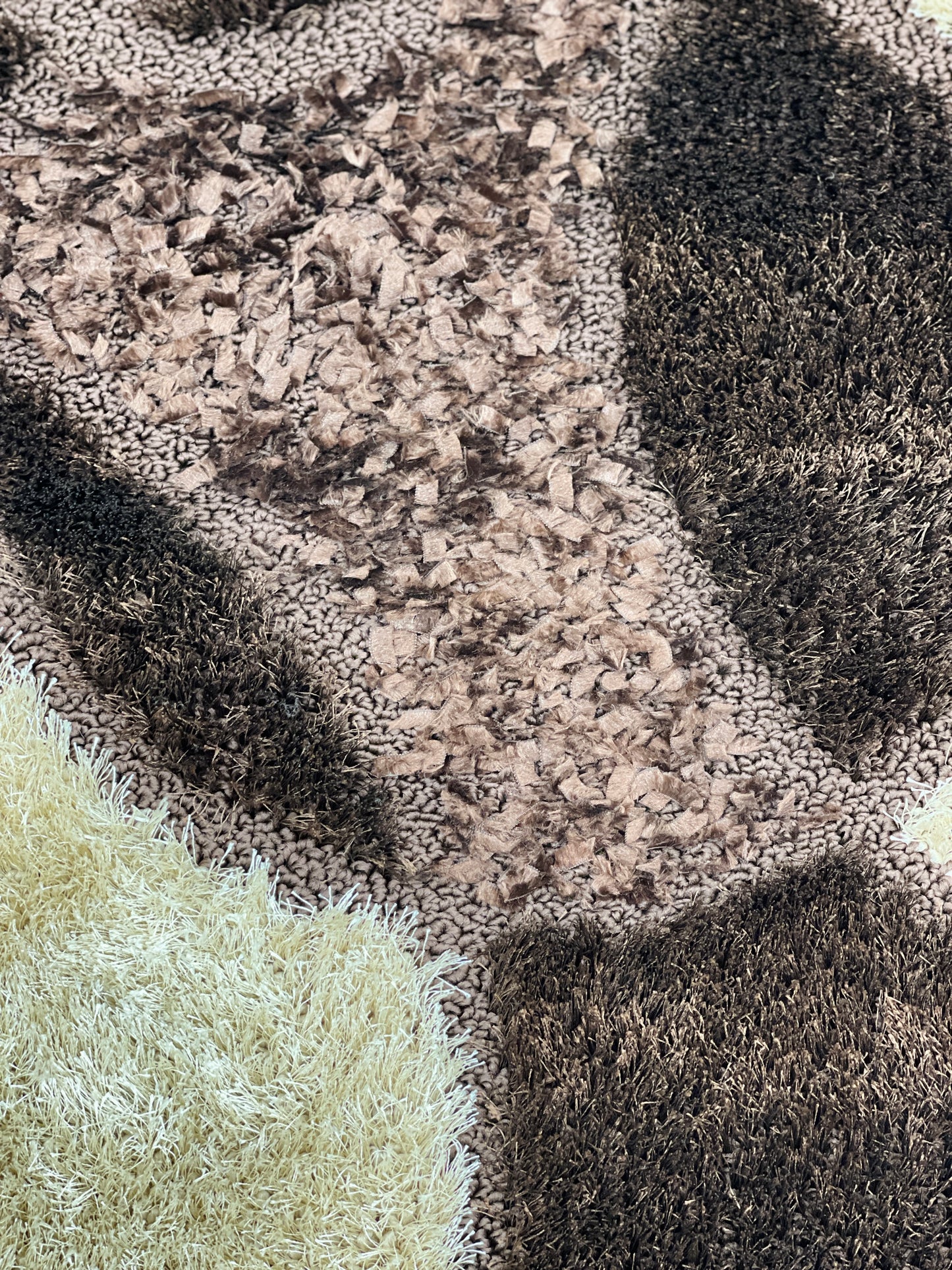 Eclipse Glow Shaggy Rug - 100x150cm (3.3x4.11)feet