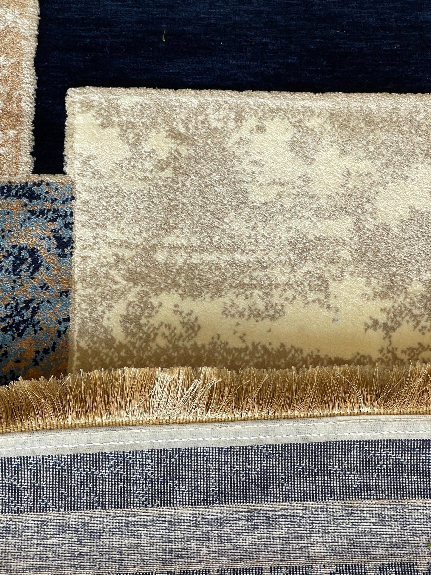 Sapphire Squares Modern Rug - 150x220cm (4.11x7.3)feet