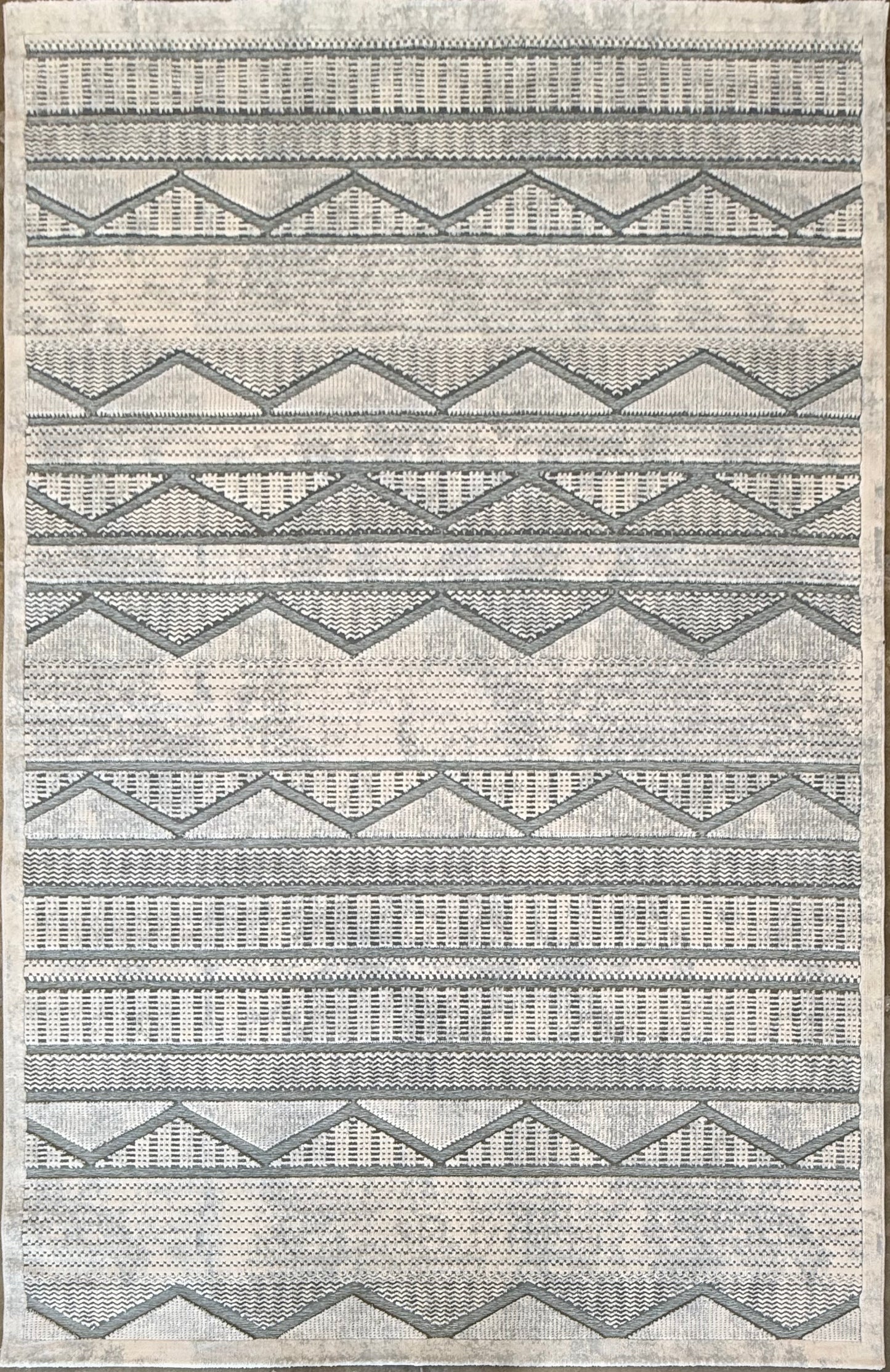 Modern Geometric Pattern Light Cream & Grey - Rug - Size (6.7x9.6)ft