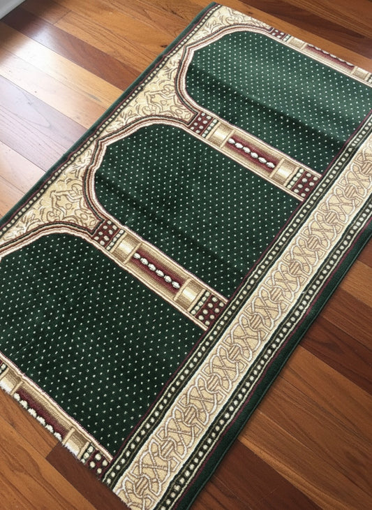 Traditional Islamic Prayer Rug with Mehrab Design