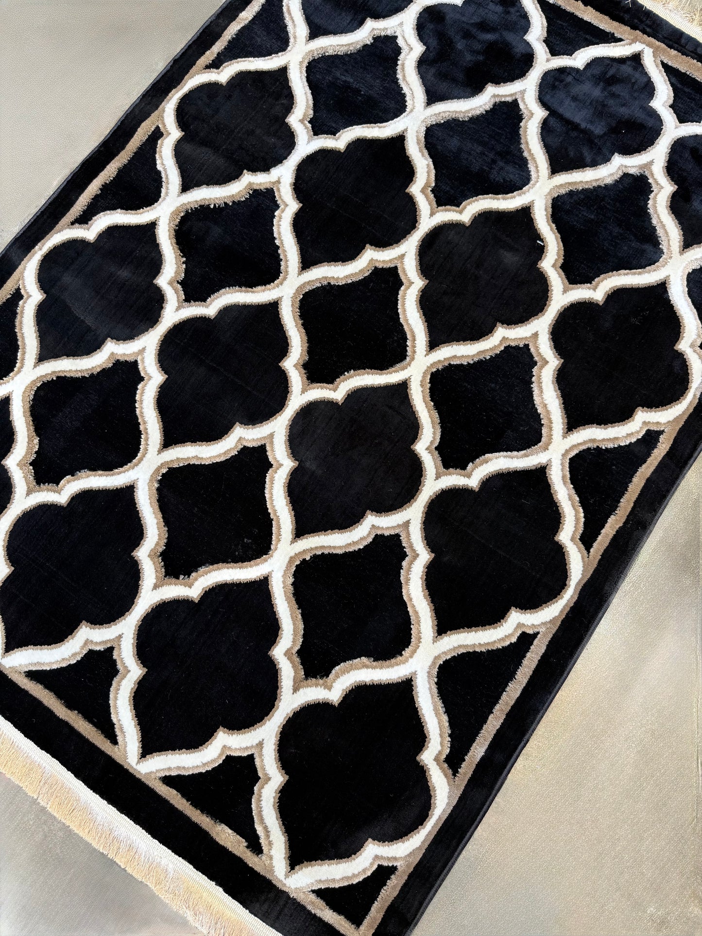 Chenille Moroccan Elegance Black Rug 125x170cm (4.1x5.7)ft