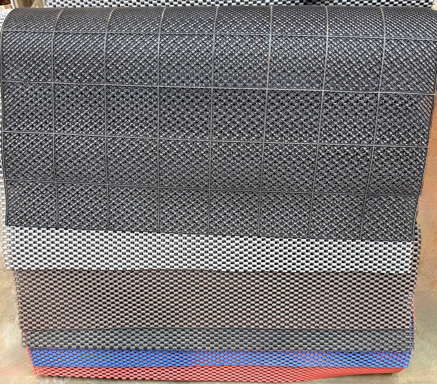 Durable PVC Decorative Jali Anti-Slip Foot Mat Roll Width 4 ft Length as required