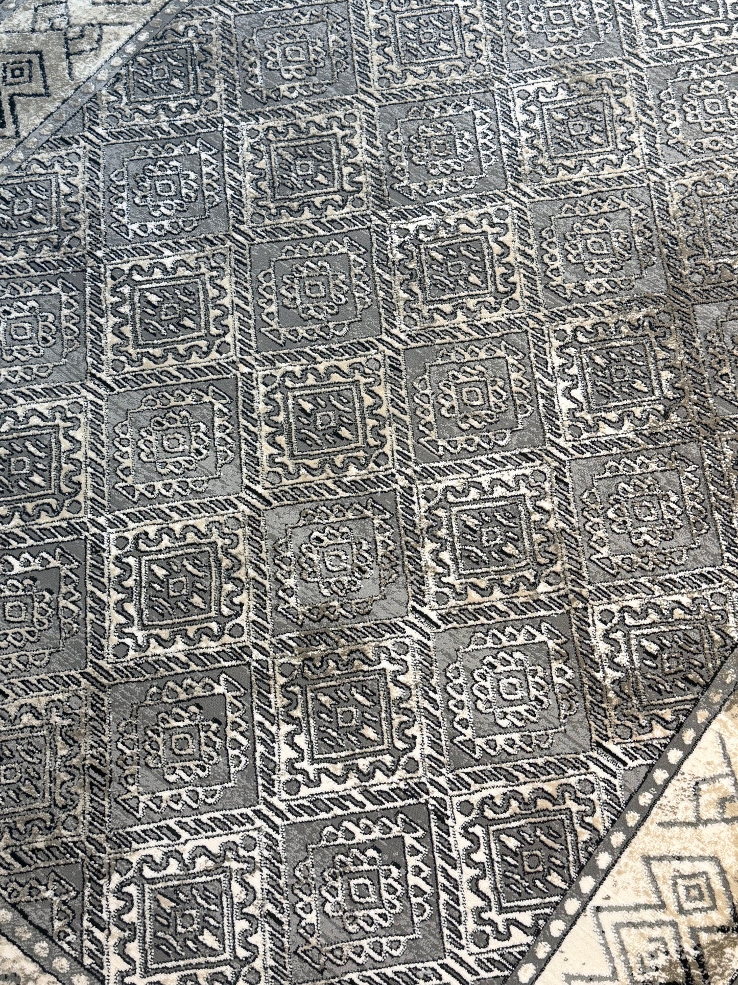 Vintage Wash Diamond Rug - Grey/Ivory - Size 150x235 cm (4.8x7.9)ft