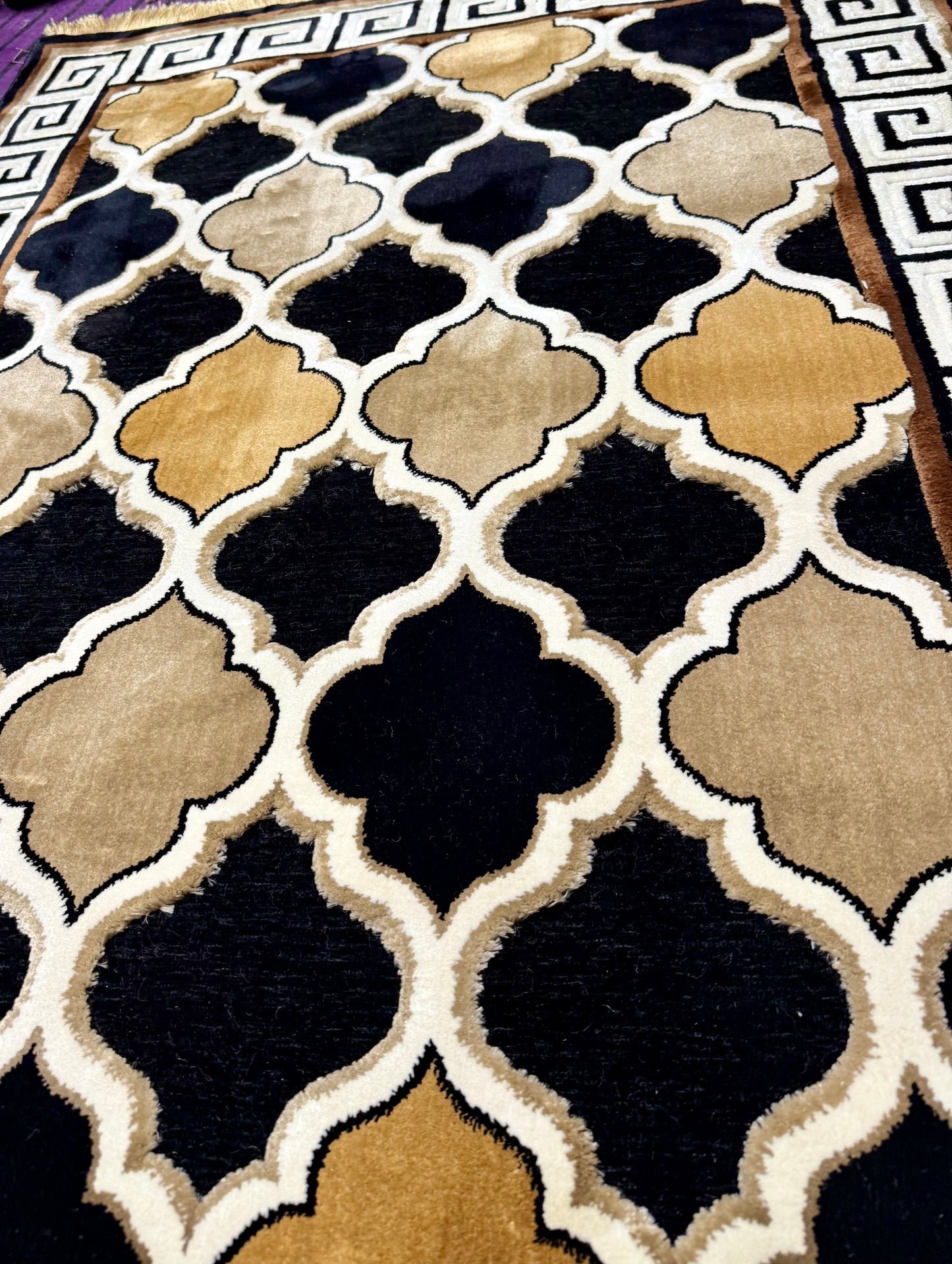 Elegant Chenille Rug with Moroccan Trellis Design – Black, Gold, and Beige 100x150cm & 125x170cm