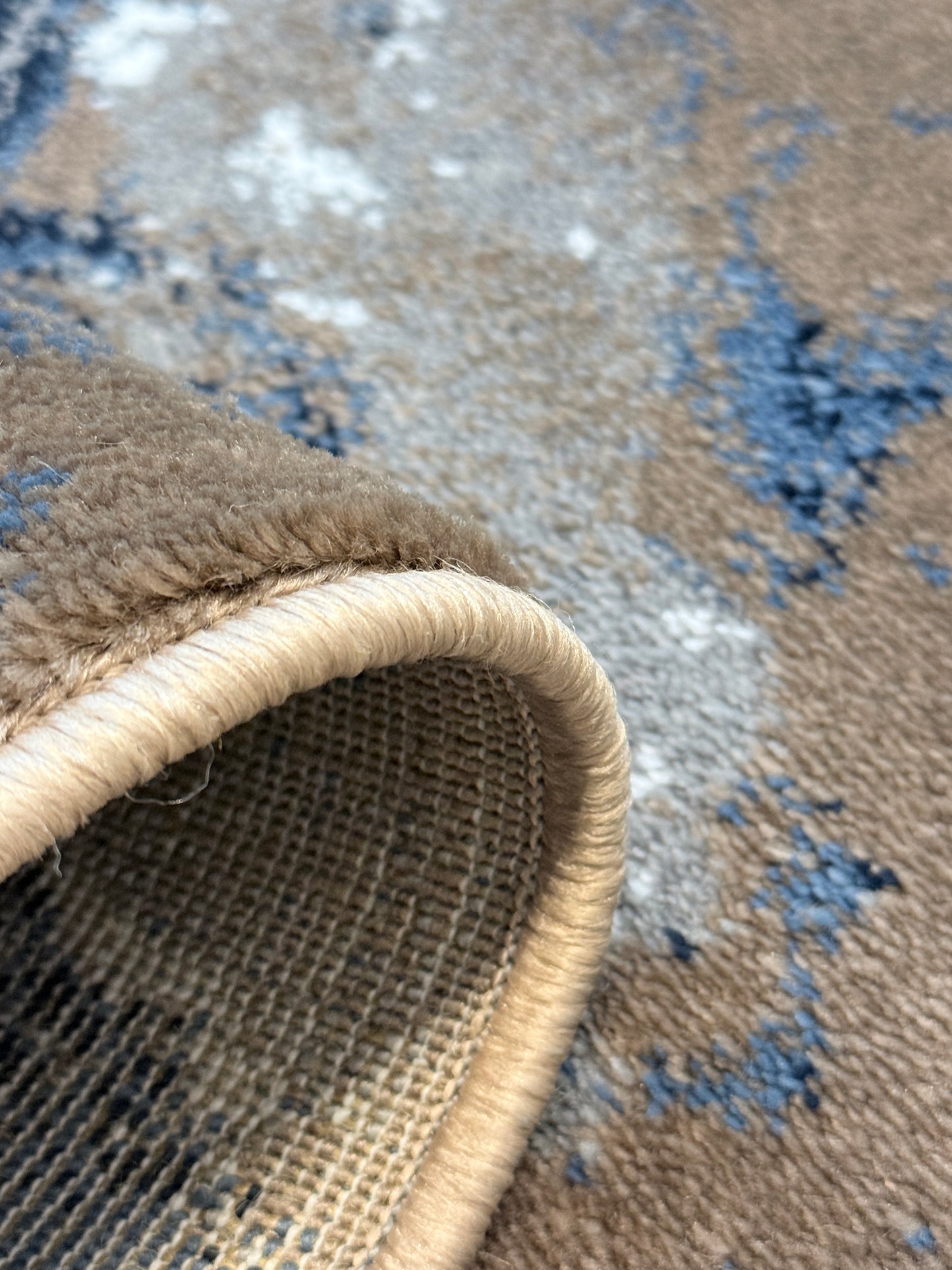 Stormy Vista Contemporary Rug | dark navy, misty grey, & warm beige | Size 3.3x5.0 ft