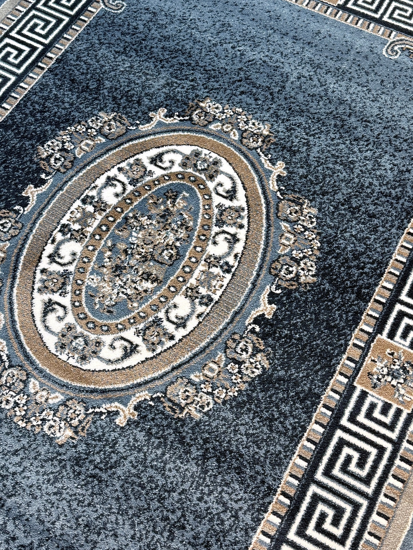 Classic Medallion Border Area Rug | Dark Blue Grey Beige Cream | Size 5x7.3 Feet