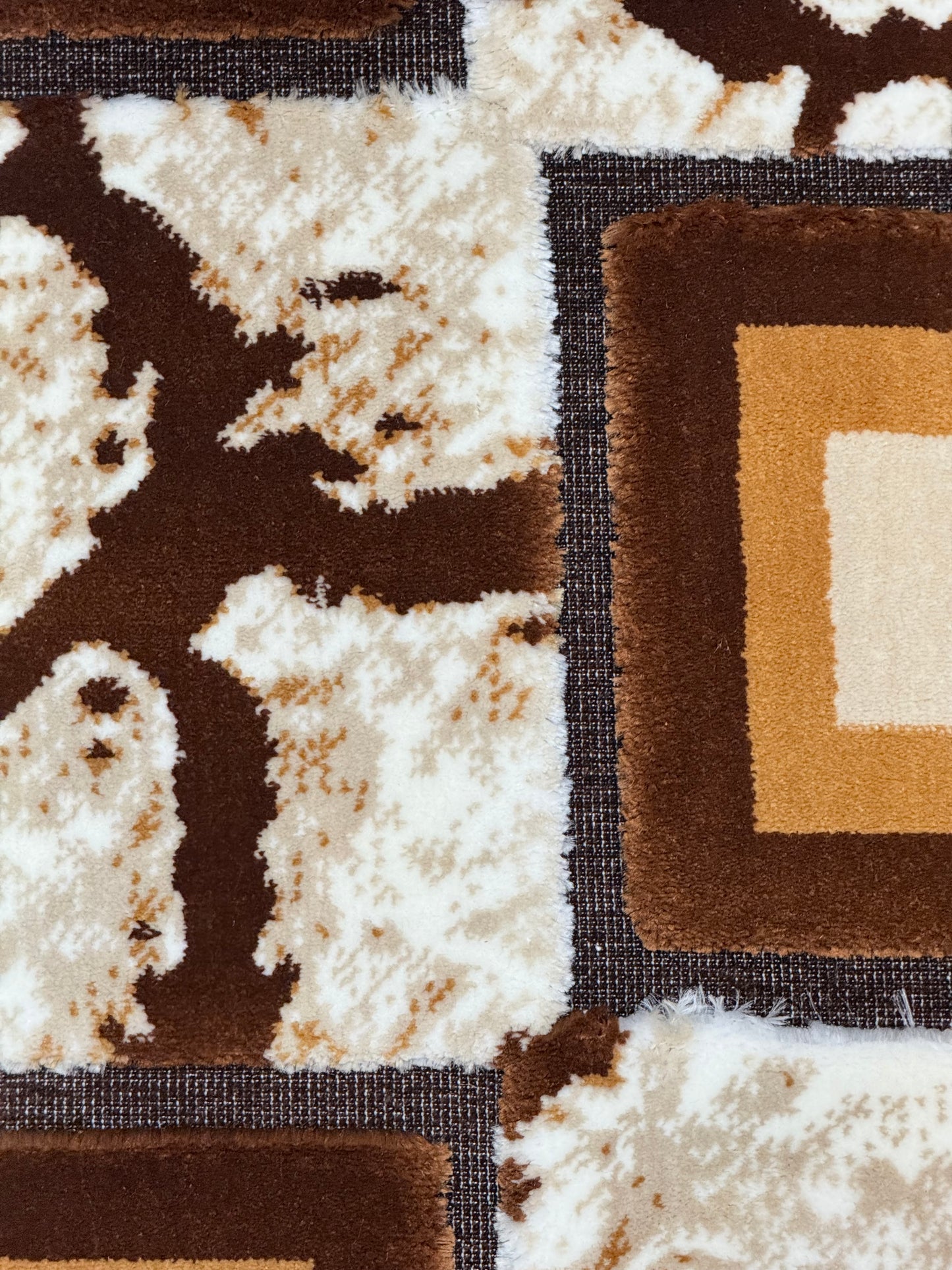 Textured Stone-Inspired Velvet Rug in Brown, Beige & Cream – Size 3 available