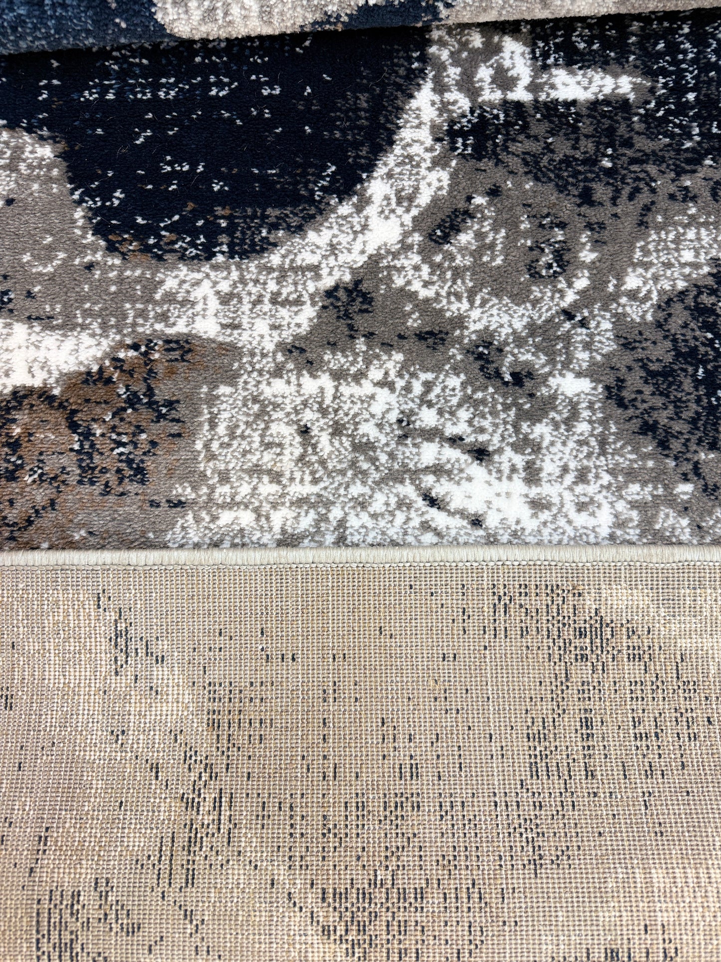 Modern Floral Leaf Area Rug | charcoal, grey, beige, and cream | Size 3.3x5.0 ft