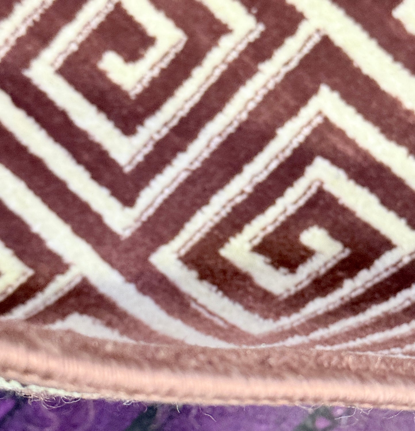 Geometric Greek Key Design Carpet Brown and White Size (3 x 5 )ft