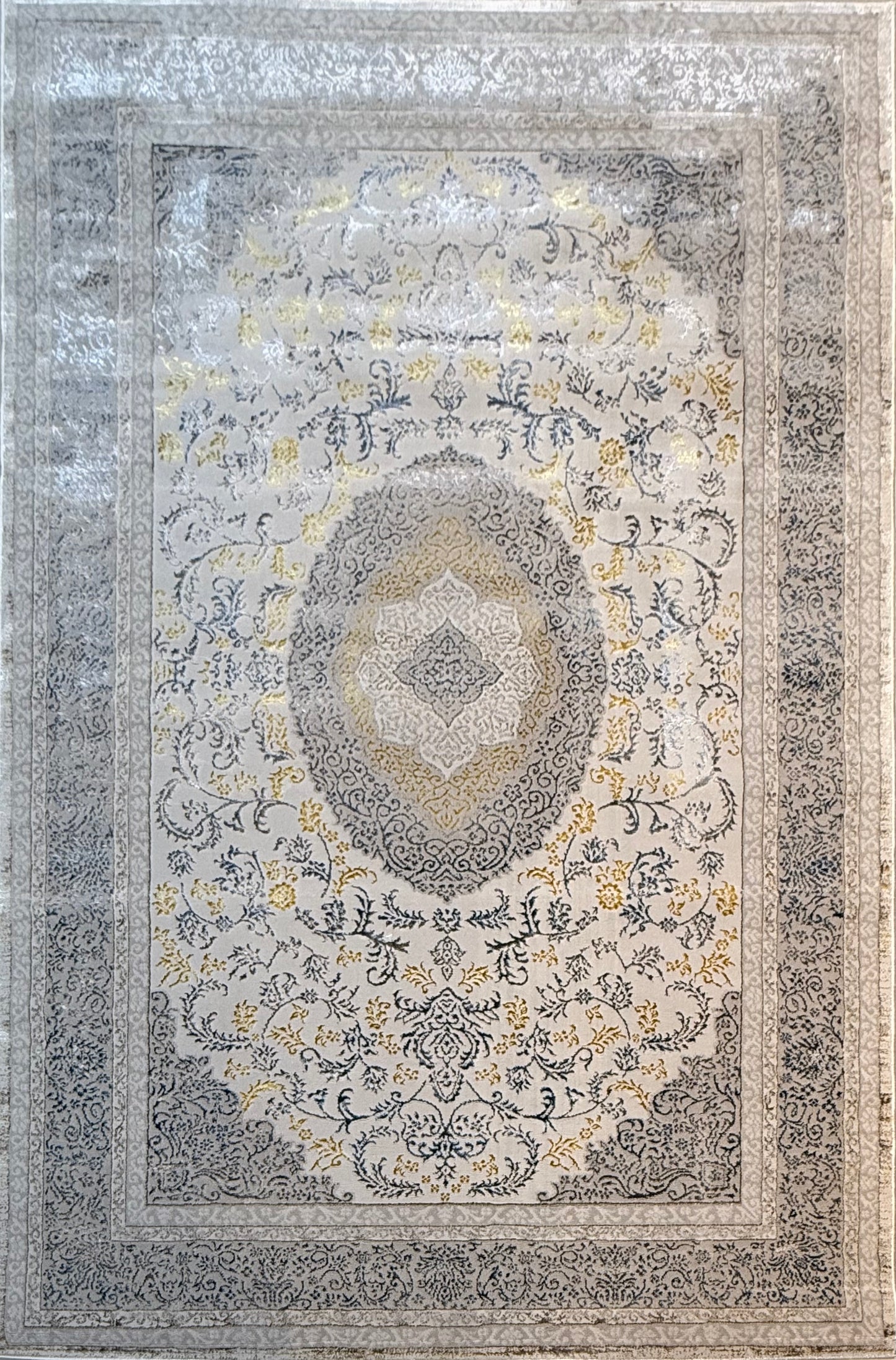 Intricate Medallion Pattern Carpet in Cream, Silver and Metallic Tones | Size 150x220cm (approx 4'11" x 7'2") ft