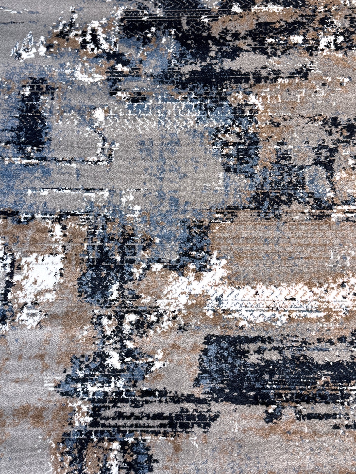 Abstract area rug | blend of Grey, Blue, and Anthracite tones | Size 3.3x5.0 ft