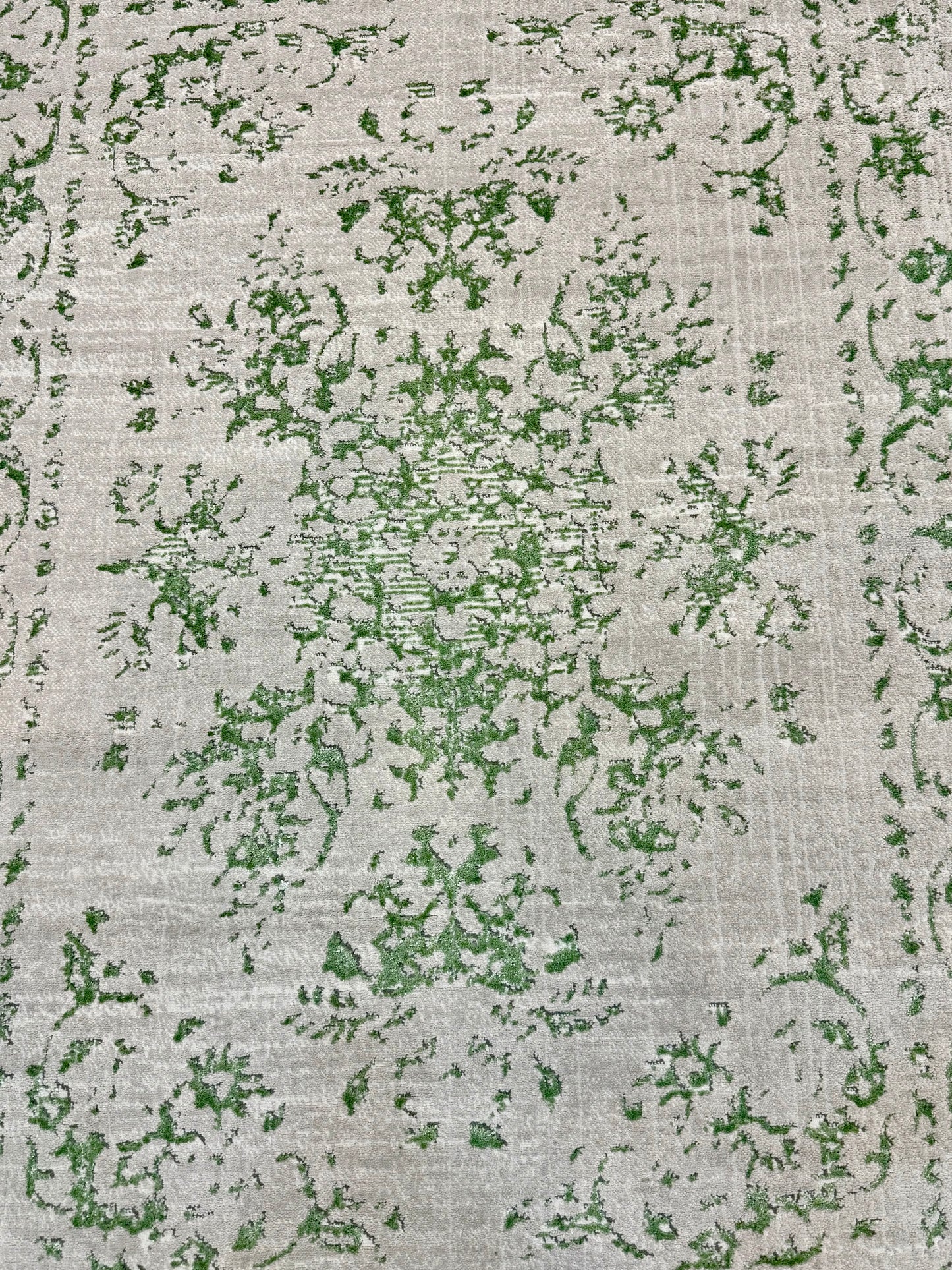 Faded Floral pattern Rug - Light Grey & Green - Size 125x180 cm (4x6)ft