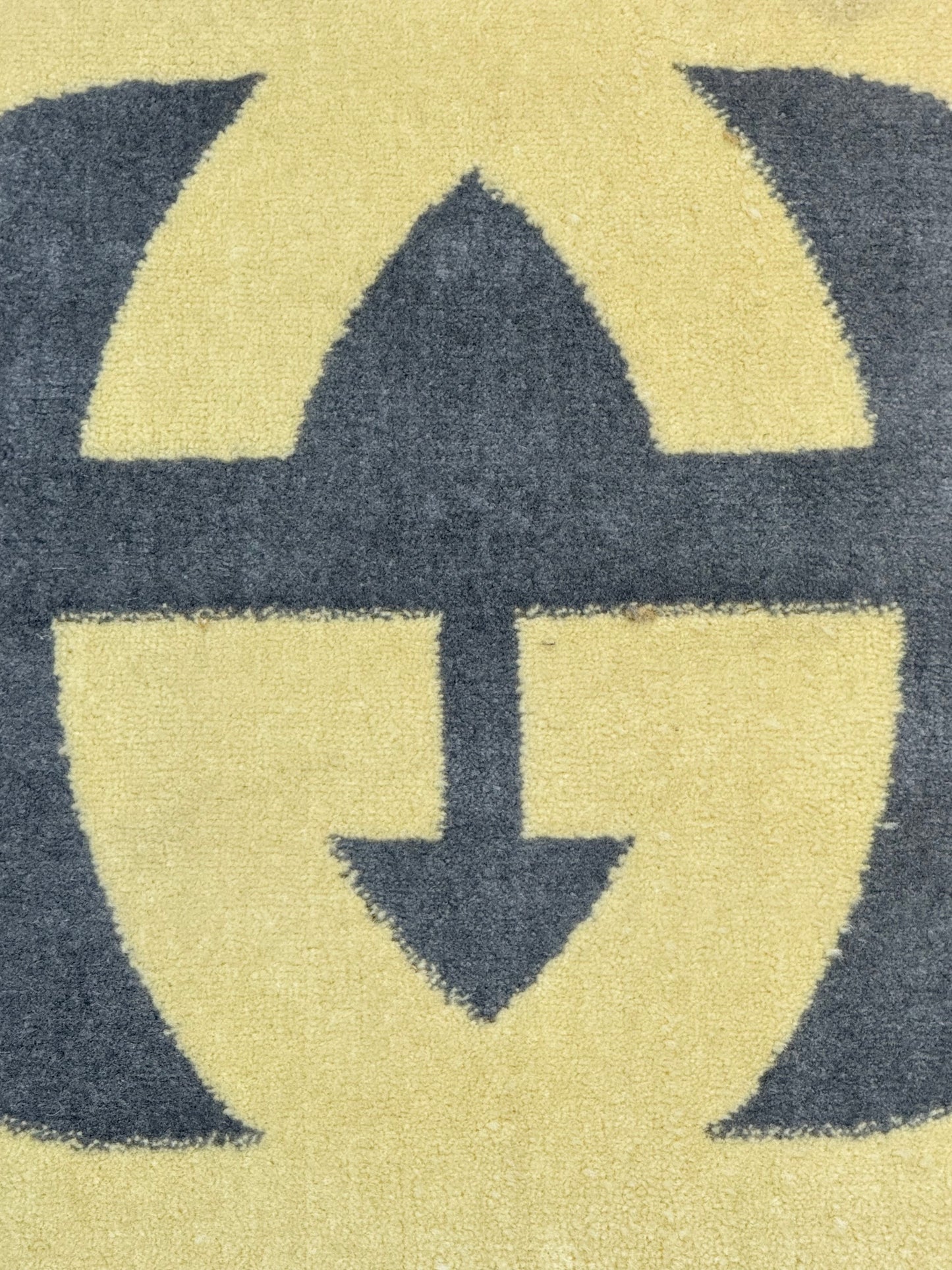 Interlocking G Greek Key Border Rug | Charcoal Grey &  Gold color | Size 4x6 feet.