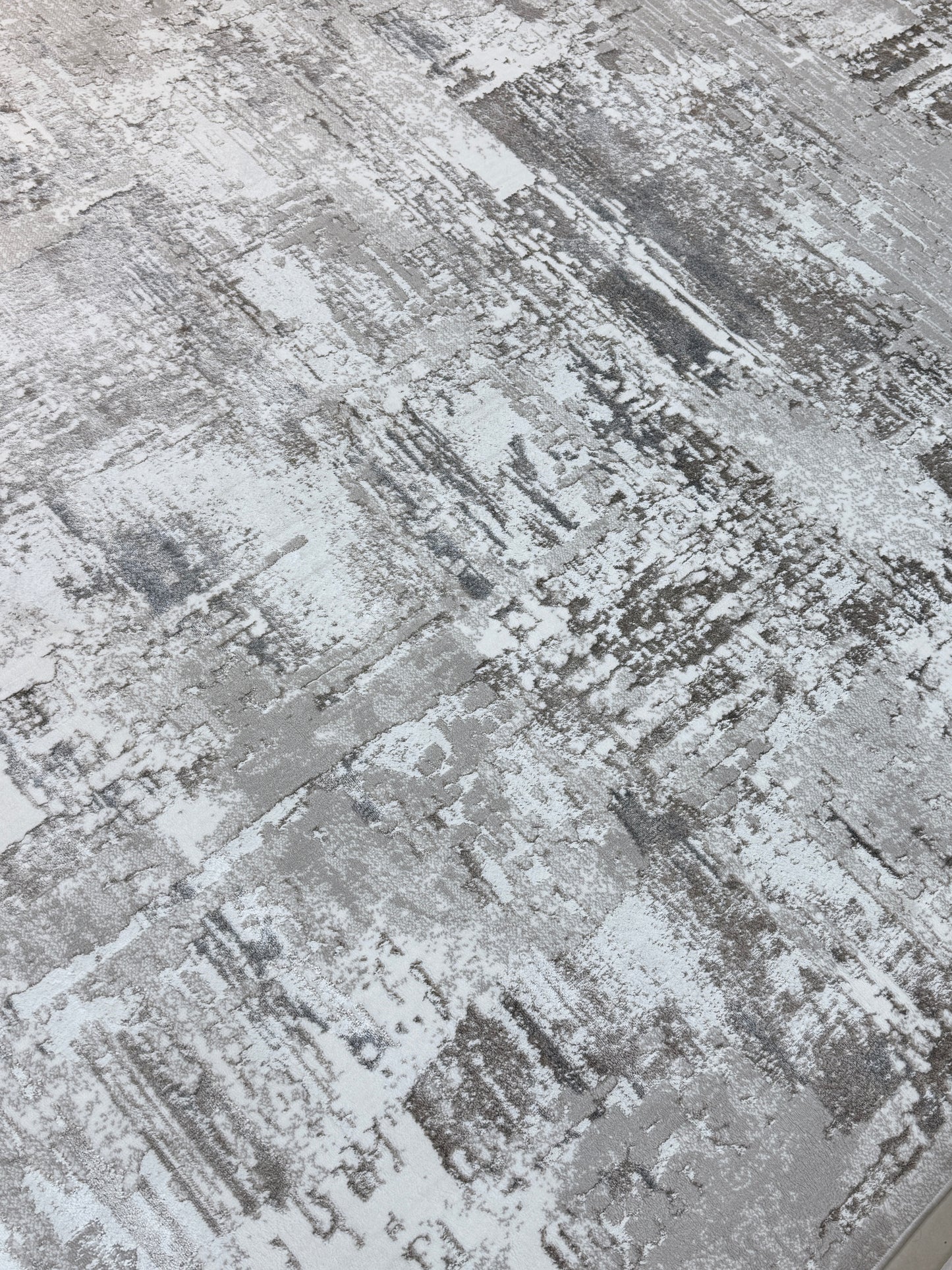 Modern Abstract Distressed Rug | Grey, Silver & Charcoal | Size 200x300 cm (6.6x9.10 ft)