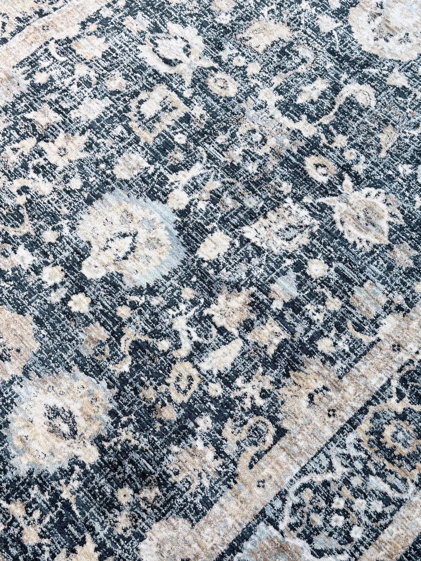 Vintage Medallion Oriental Rug | Blue, Cream, and Grey | Size 150x230 cm (4.11x7.6 ft)