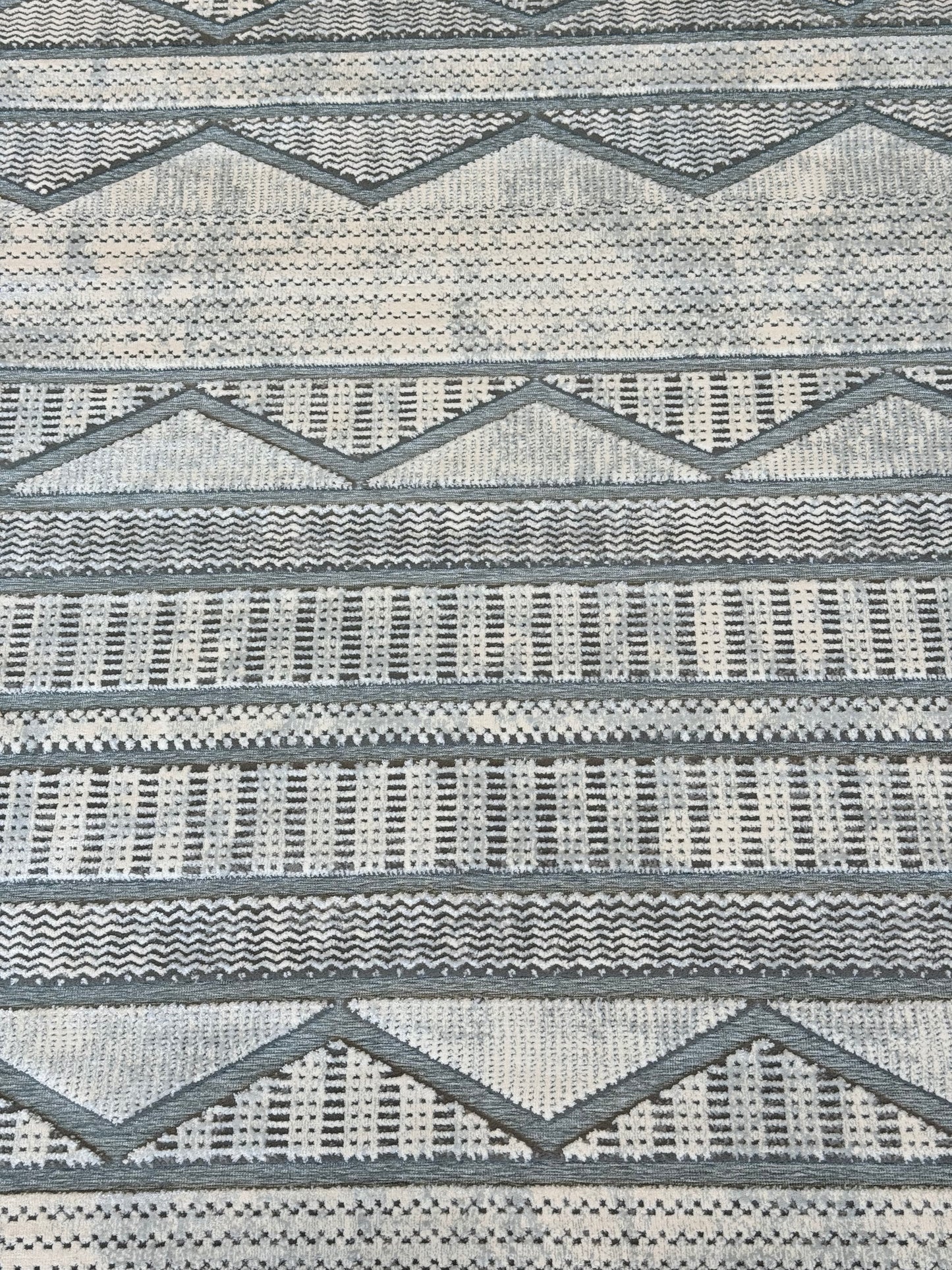 Modern Geometric Pattern Light Cream & Grey - Rug - Size (6.7x9.6)ft