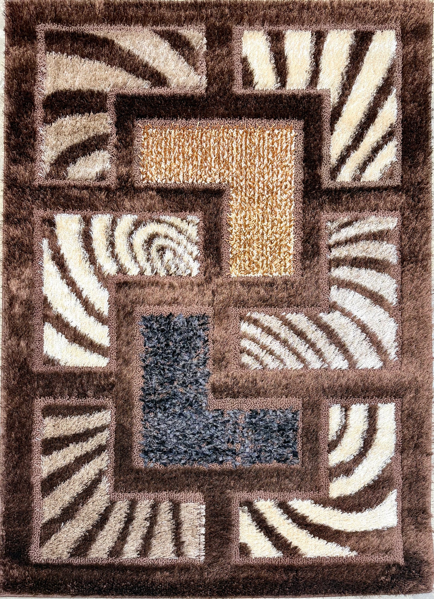 Modern GeoLux Shaggy Brown Beige & Black Rug – Size 120x170cm (3.11x5.7)ft