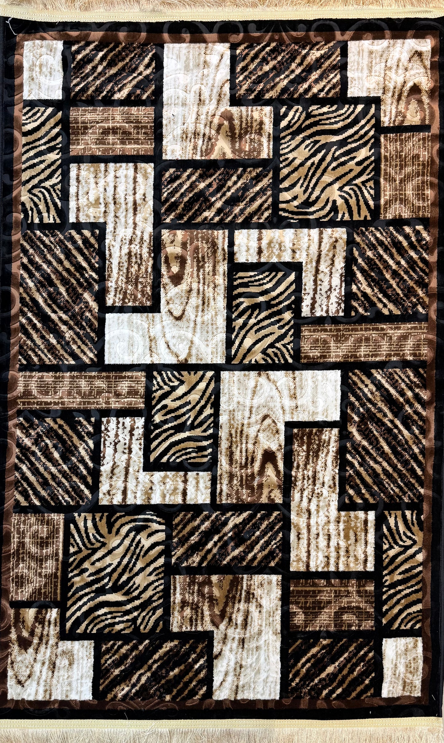 Geometric Patchwork Rug – Elegant Brown, Beige & Black Pattern | Soft & Durable | 100×150 cm (3.3×4.9 ft)