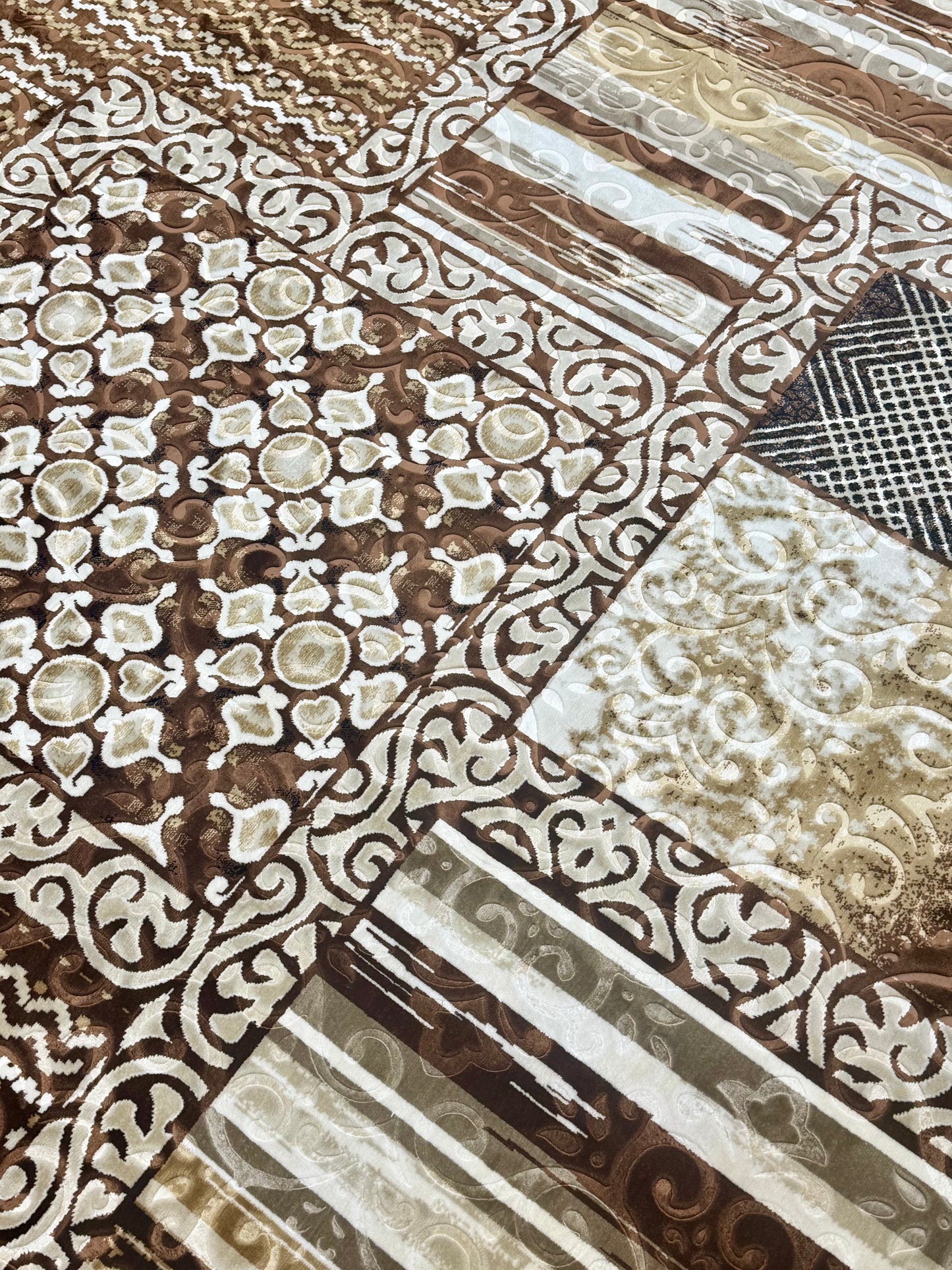 Vintage Patchwork Moroccan Rug - Brown, Beige, Cream & Black | Size
200×290 cm (6.6x9.5 ft)