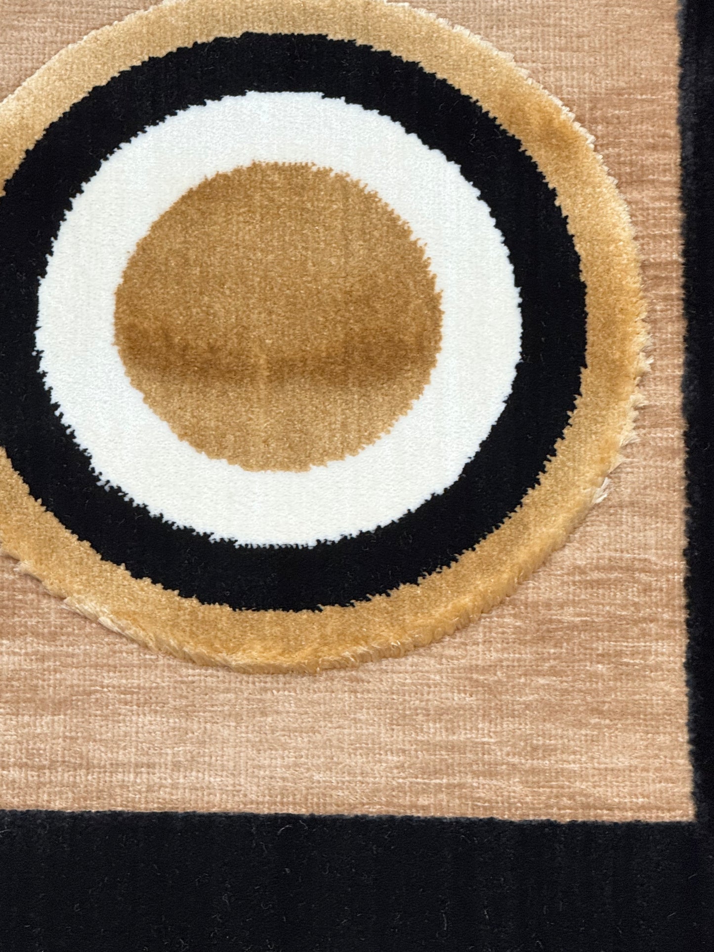 Modern Geometric Circle Pattern Rug – Brown and Beige with Fringe Trim