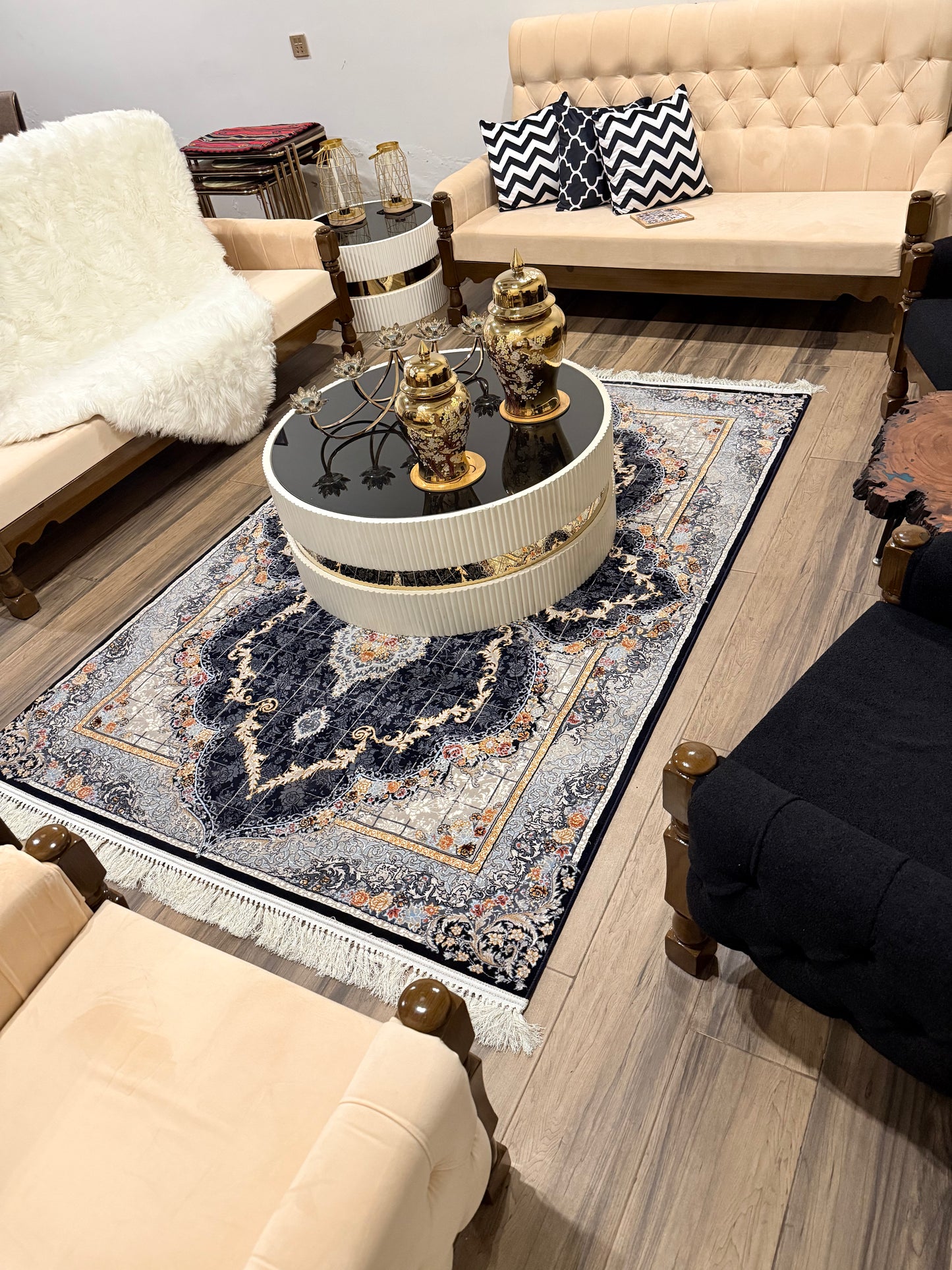 Elegant Persian-Style Navy and Gold Rug -  Size 150x220cm (4.11x7.3)ft