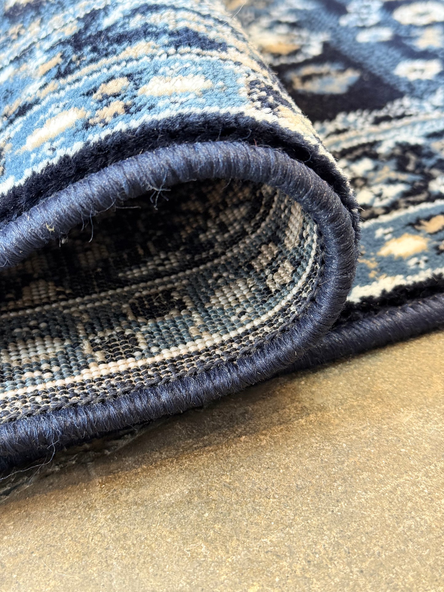 Timeless Wilton Pathway Luxury Woven Wilton Runner – Size 2.8 × 6.8 ft